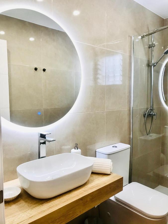 Gleaming & Well Located Apartment In Malaga Center Extérieur photo